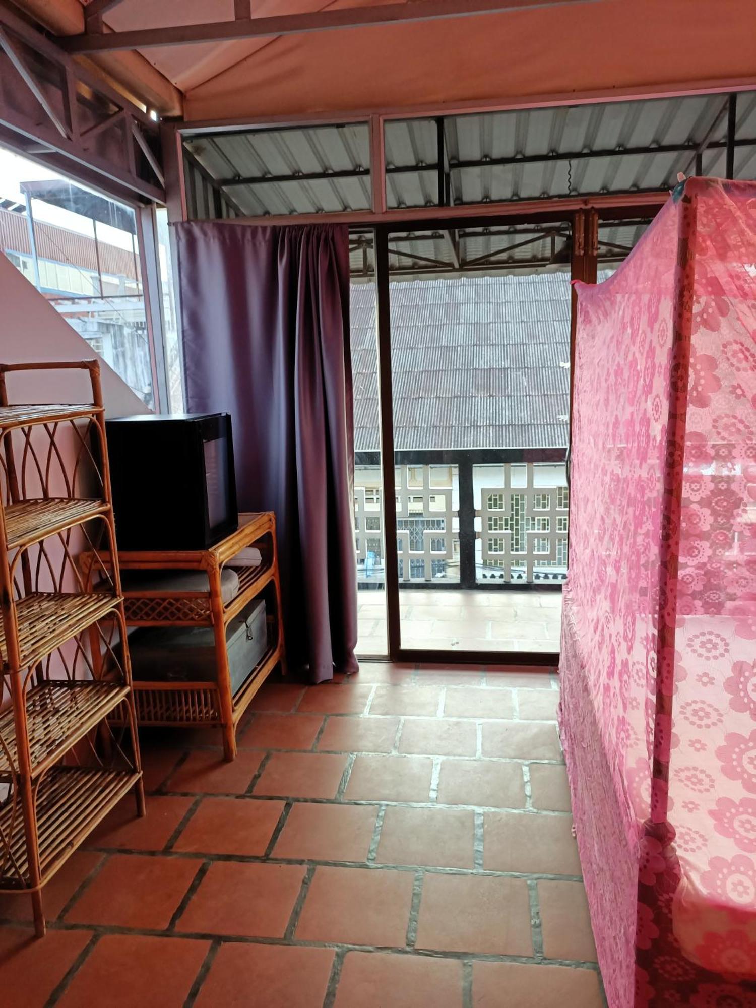 Ganesha Hostel Battambang Værelse billede